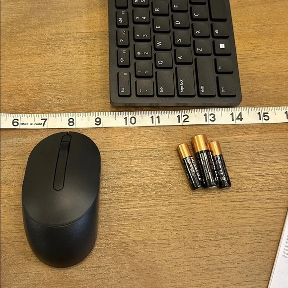 Dell Black Wireless Keyboard and Mouse Combo - Picture 9 of 16